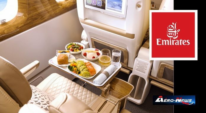 درجة طيران الإمارات السياحية الممتازة تكمل عاماً بالخدمة الكاملة