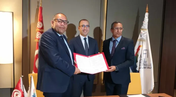 توقيع اتفاقية بين الوكالة العقارية الصناعية ووكالة التحكم في الطاقة